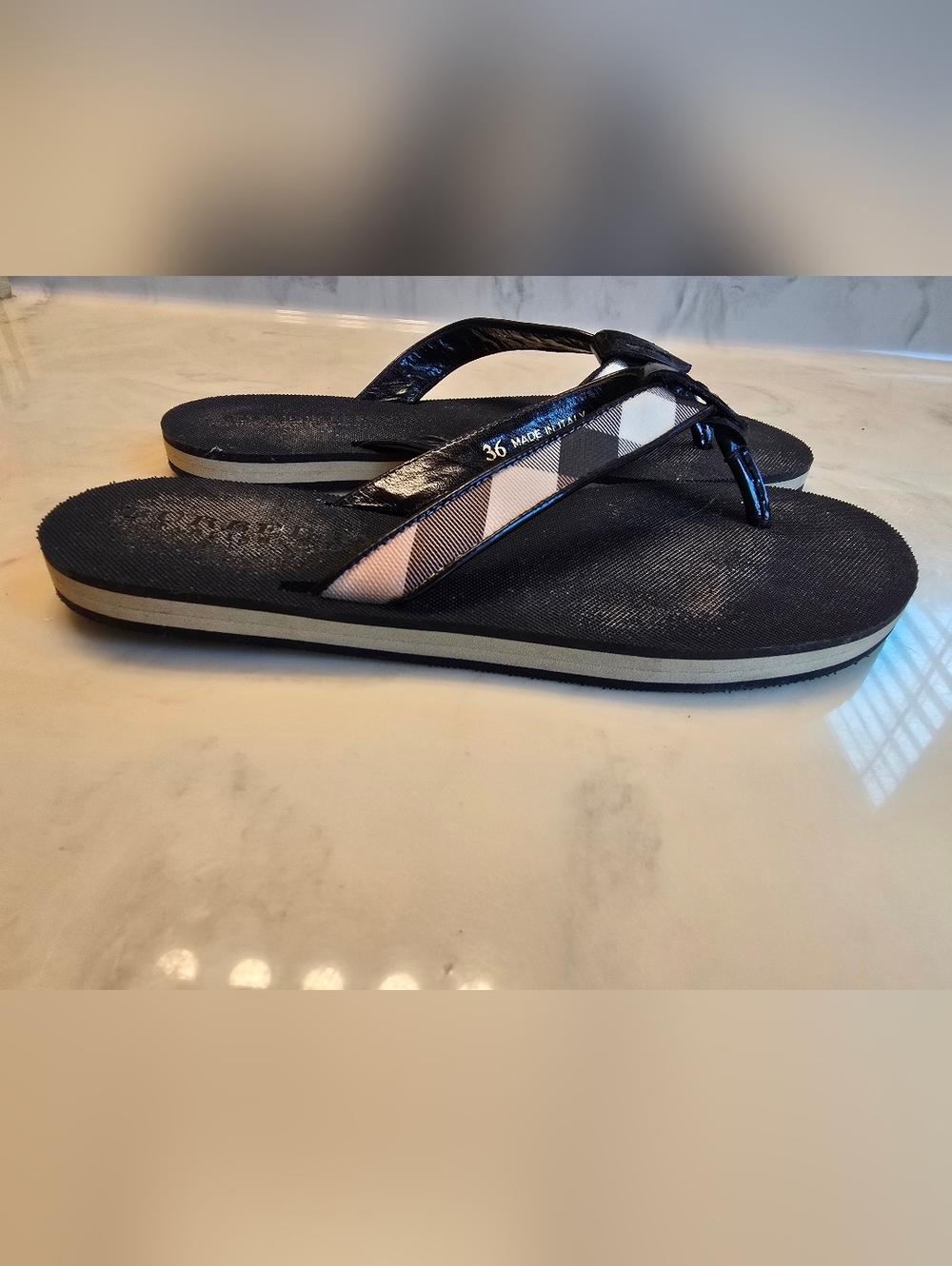 Burberry Black Flip Flops Size 36 - Picture 4 of 10